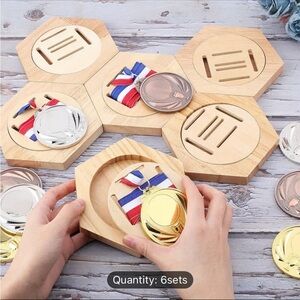 6 Piece Set Medal Display